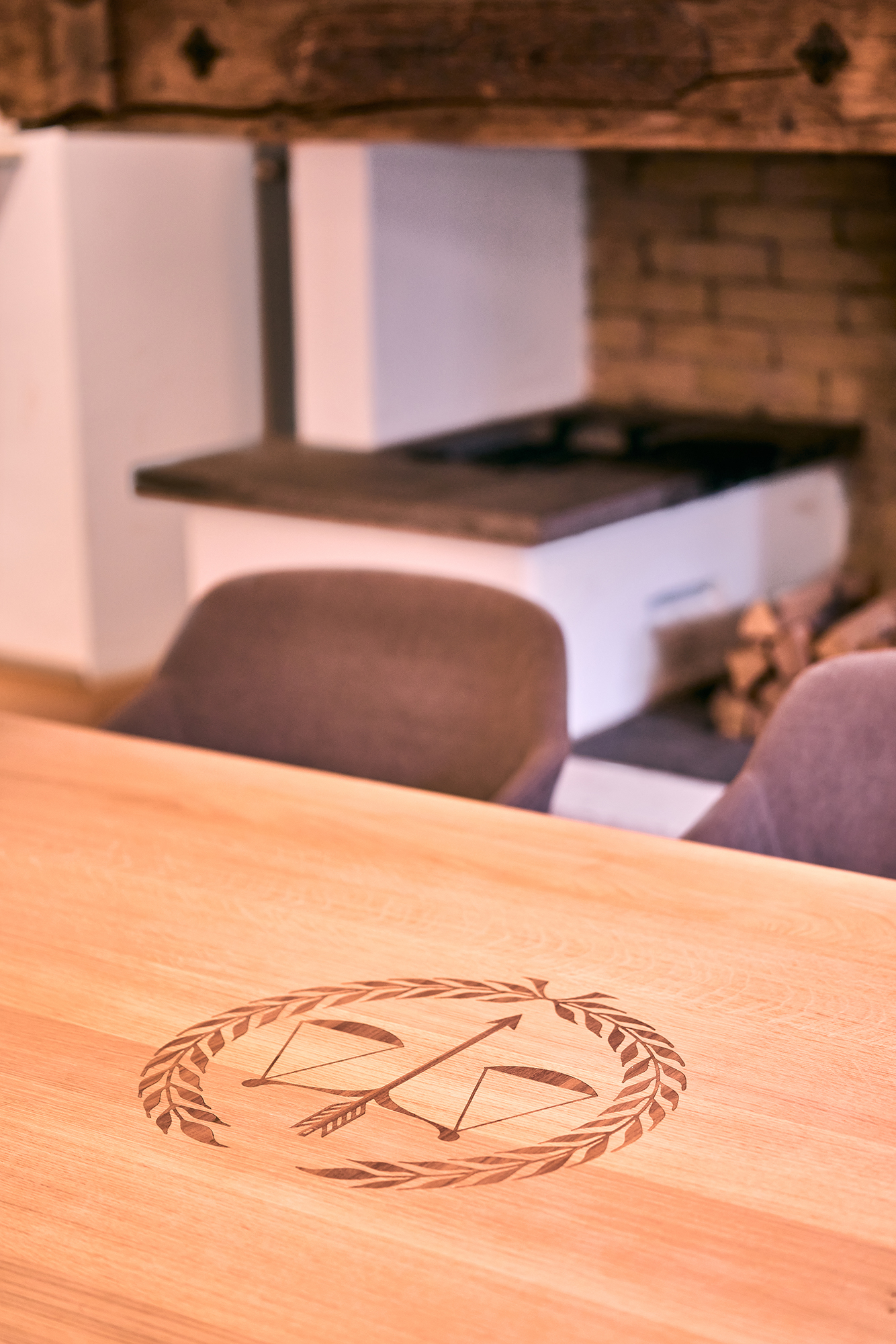 Büroschrank mit Büchern